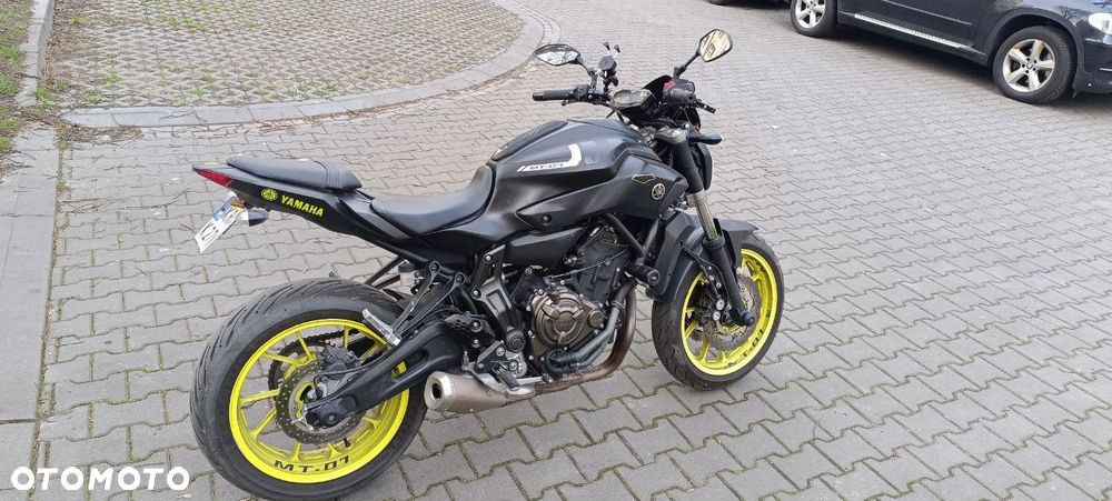 Yamaha MT - 4