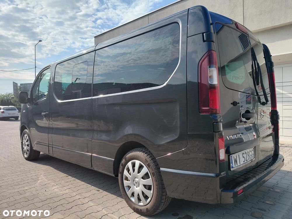 Opel Vivaro L2H1 2,9t Elegance Business - 32