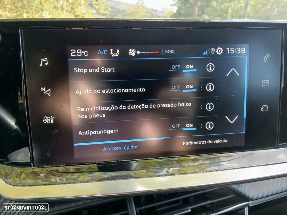 Peugeot 2008 1.2 PureTech Active Pack - 30