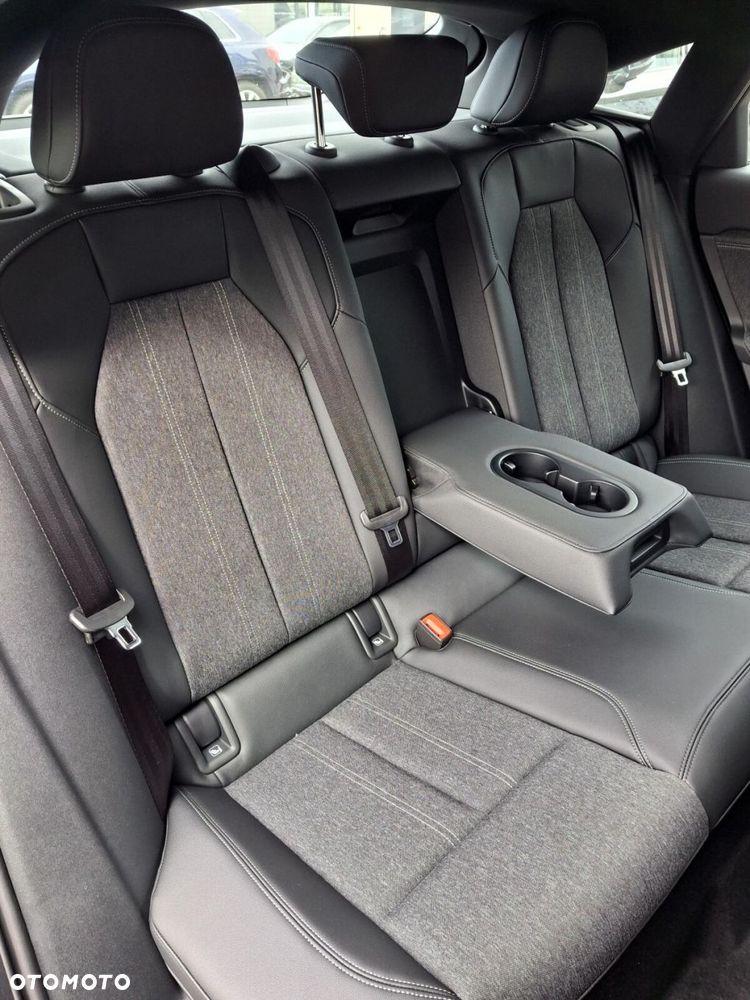 Audi Q6 Sportback e-tron - 17