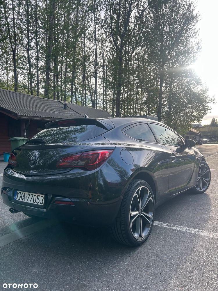 Opel Astra 1.6 Turbo Edition - 4