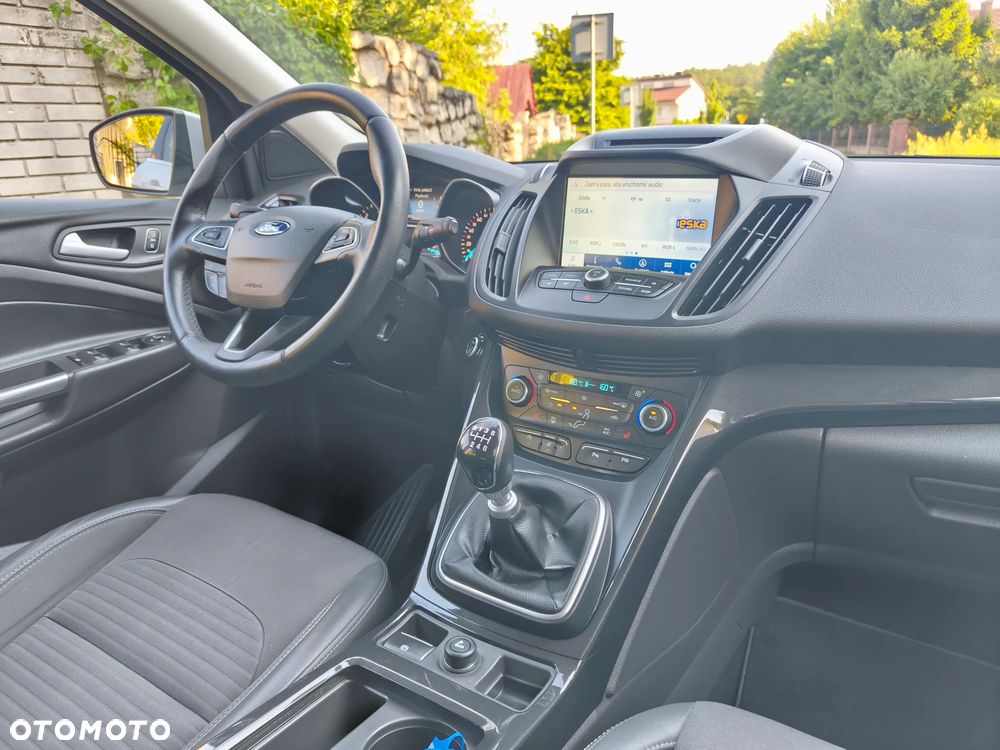Ford Kuga 2.0 TDCi 4x4 Titanium - 6
