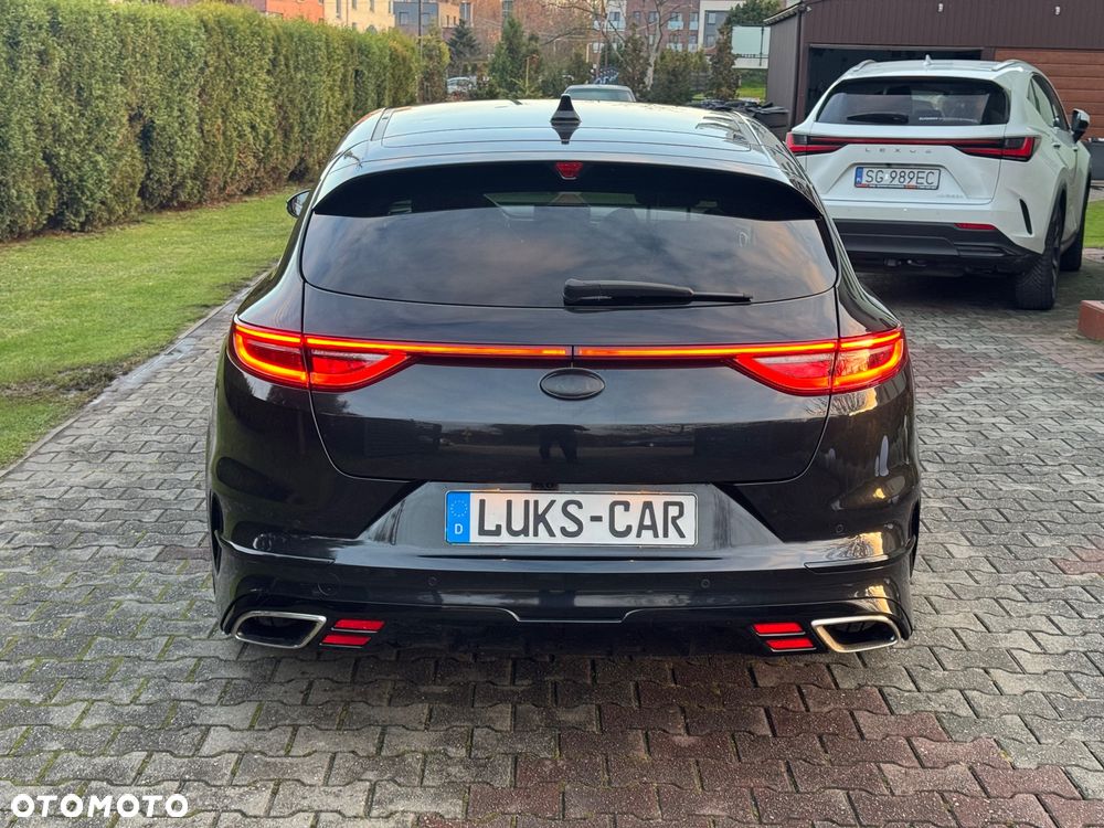 Kia ProCeed 1.6 T-GDI GT - 4
