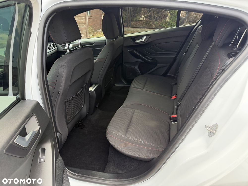 Ford Focus 1.5 EcoBlue ST-Line - 19