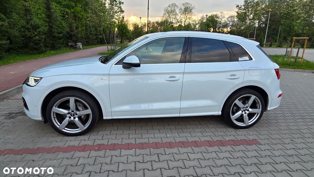Audi Q5 50 TFSI e Quattro S tronic - 12
