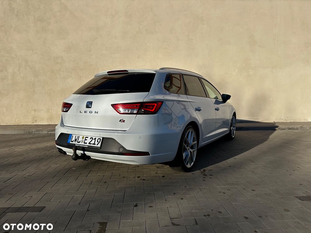 Seat Leon 2.0 TDI DPF Start&Stop DSG FR - 5