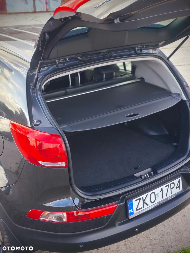 Kia Sportage 2.0 CRDI L AWD - 11