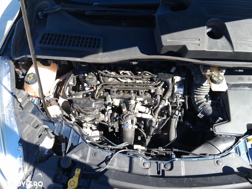 Ford Kuga 2.0 TDCi 4WD Powershift Titanium - 15