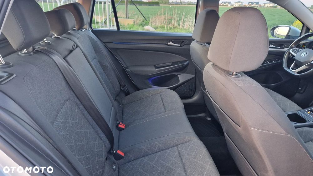 Volkswagen Golf 2.0 TDI Life - 12