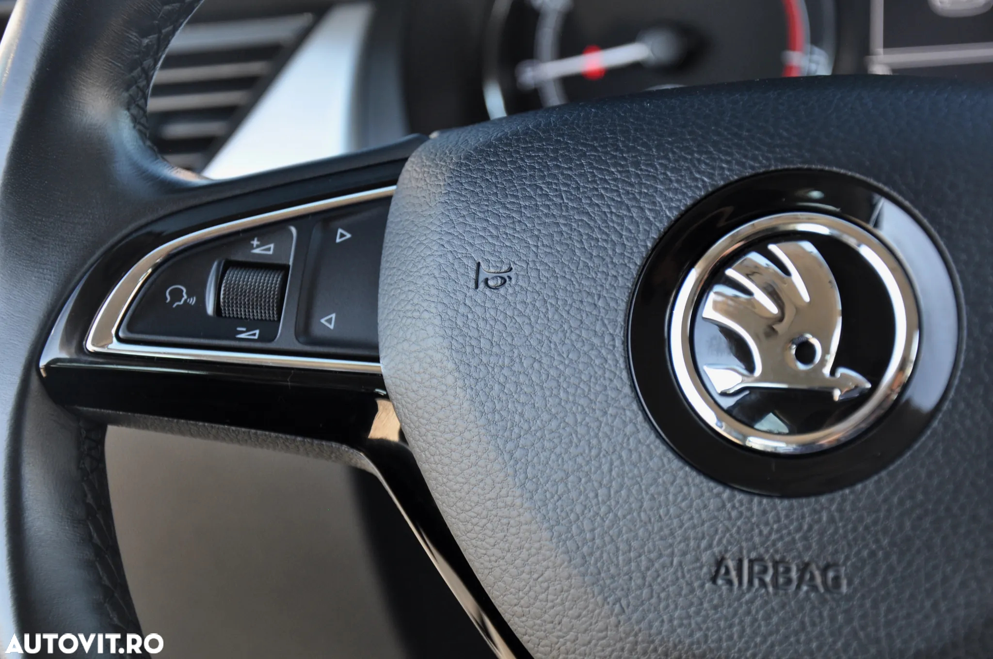 Skoda RAPID 1.0 TSI Ambition - 20