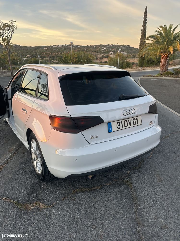 Audi A3 Sportback - 11