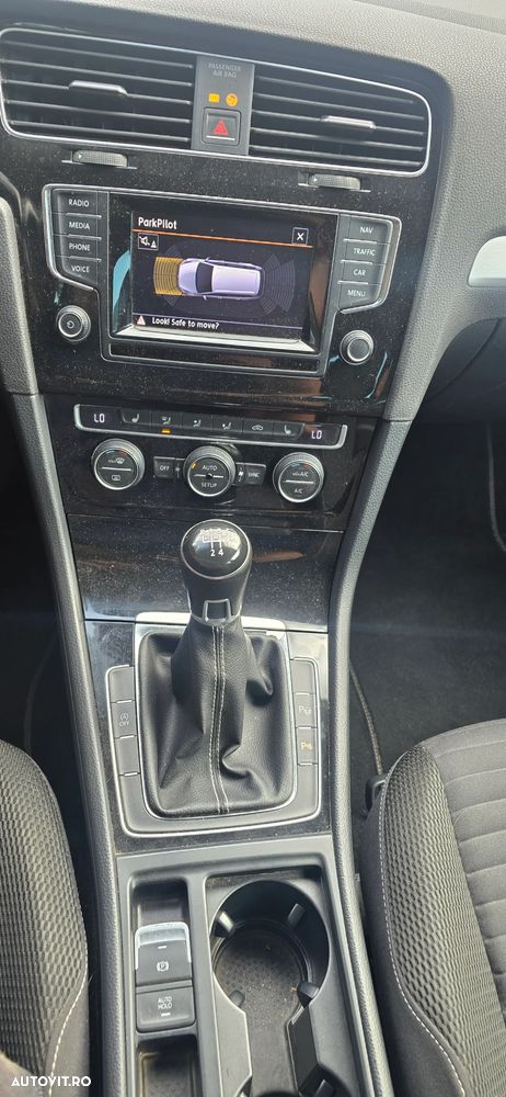Volkswagen Golf 1.6 TDI DPF Trendline - 7