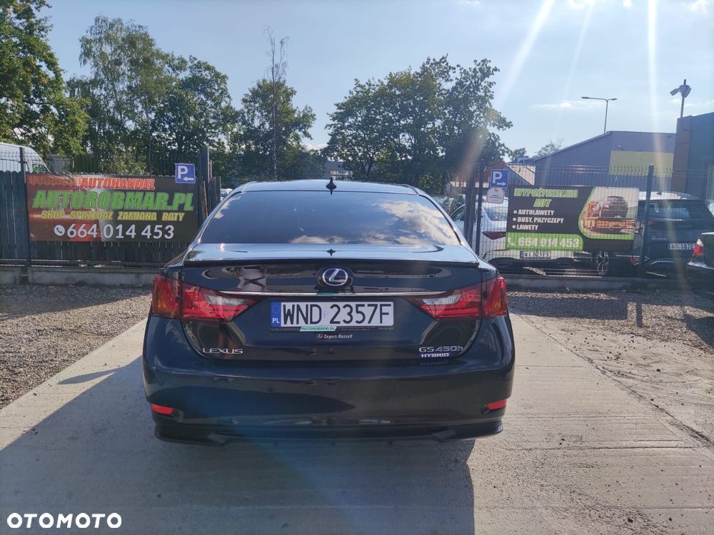 Lexus GS - 9