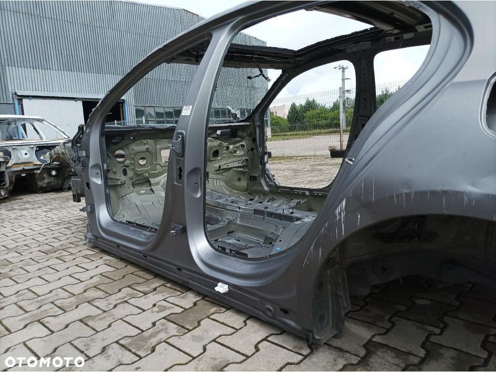 MERCEDES A W177 AMG HB PRÓG SŁUPEK LEWY DŁUGI 662 - 7