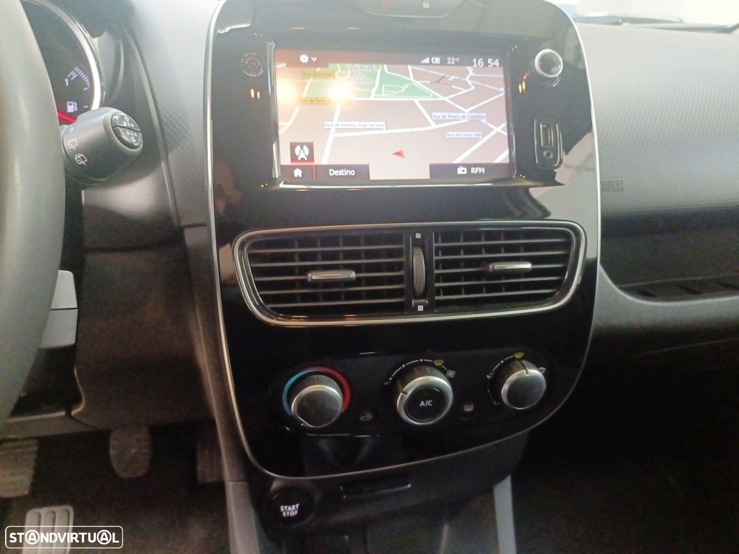 Renault Clio 1.5 dCi Limited - 19