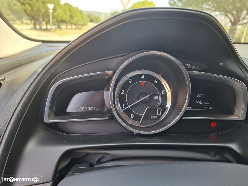 Mazda CX-3 1.5 Sky.Excellence Navi - 8