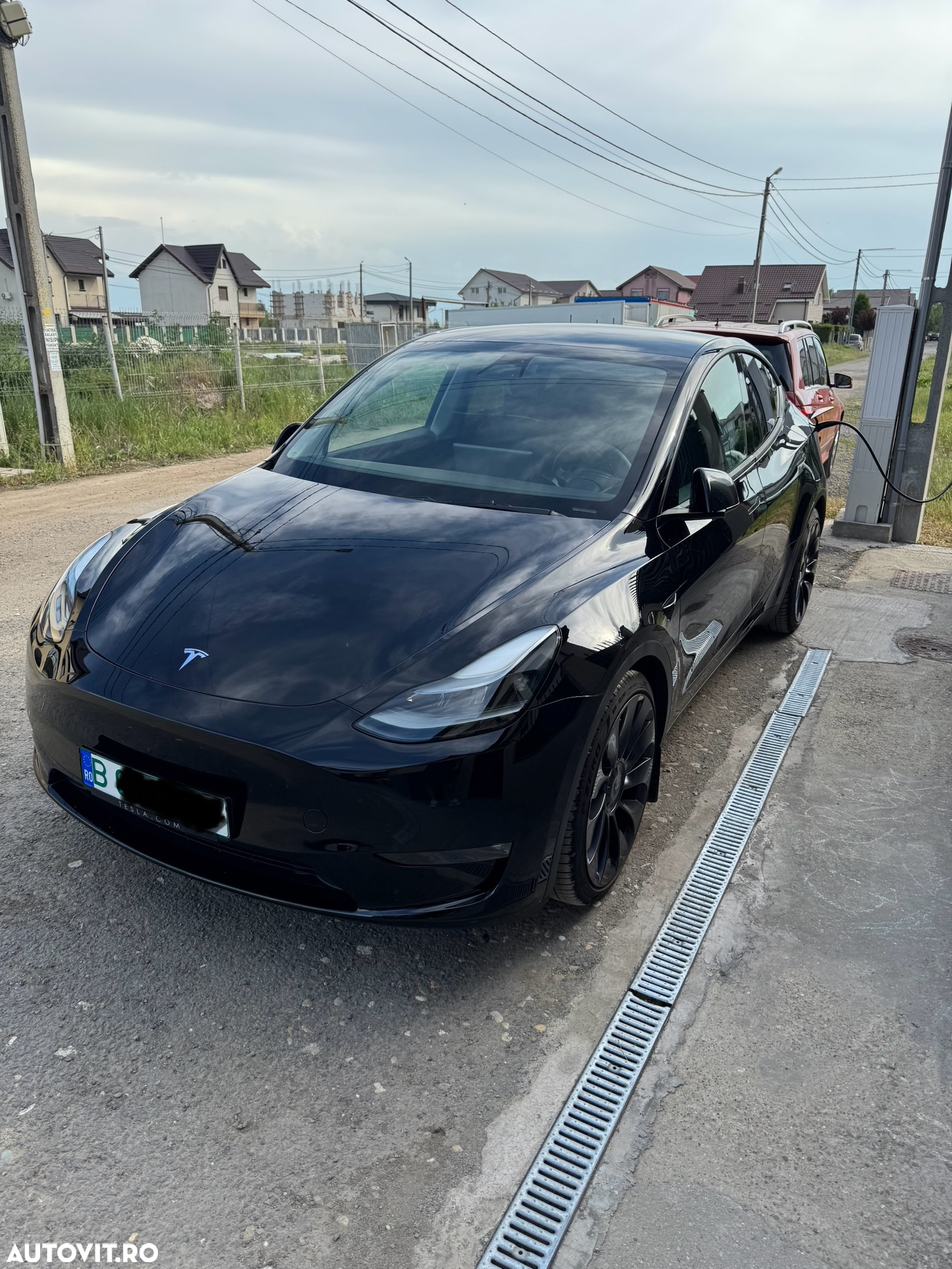 Tesla Model Y Performance - 10