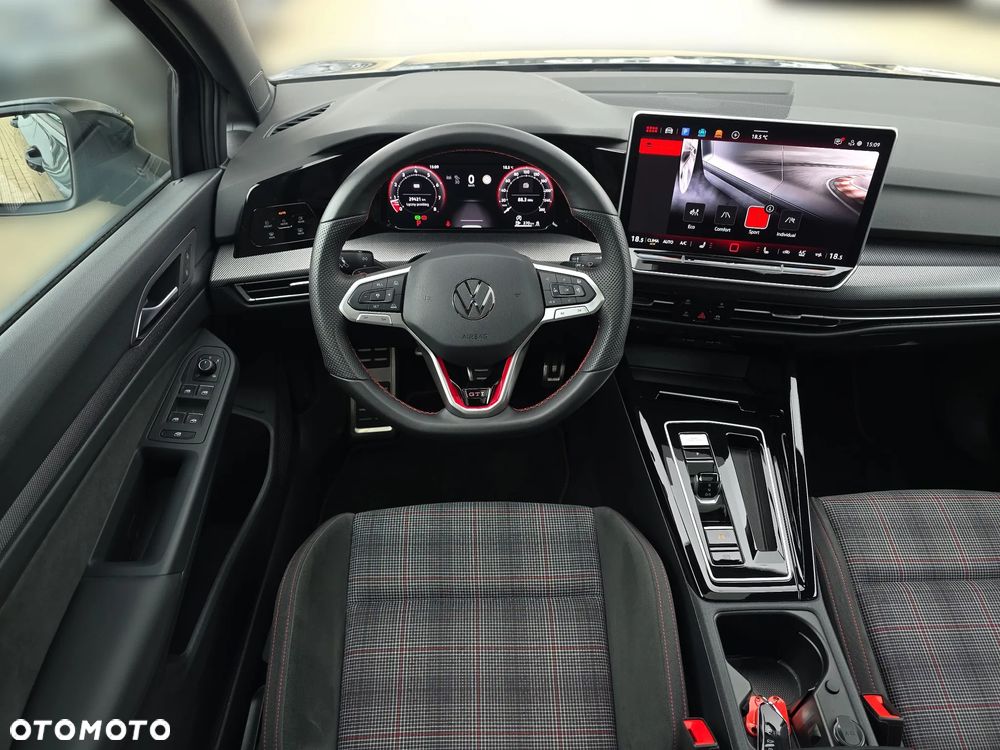 Volkswagen Golf - 19