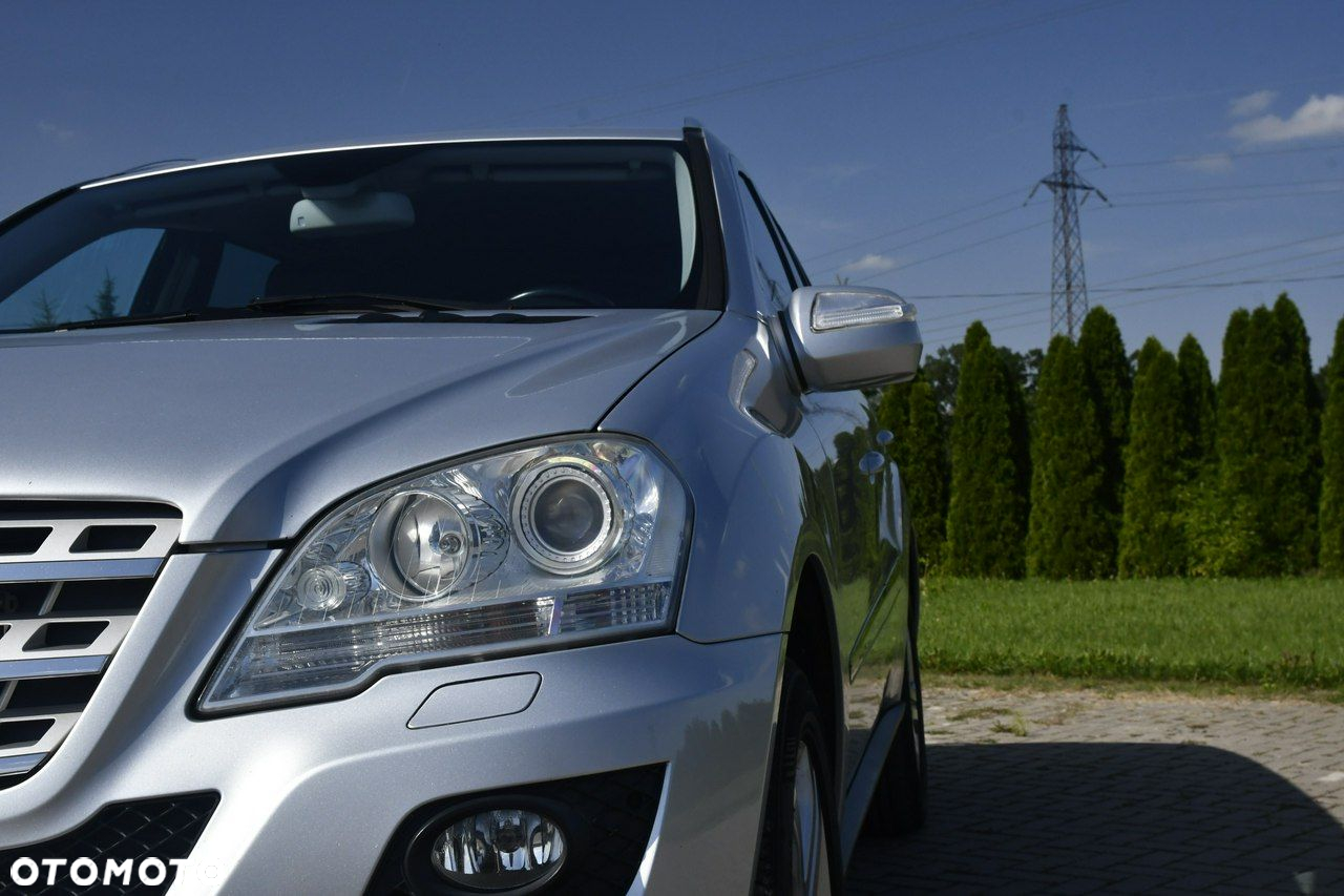 Mercedes-Benz ML - 14