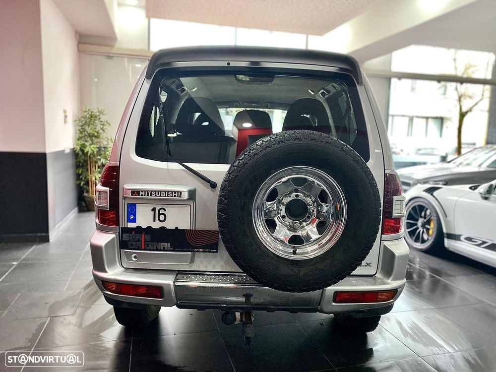 Mitsubishi Pajero 2.5 TD GLX - 9
