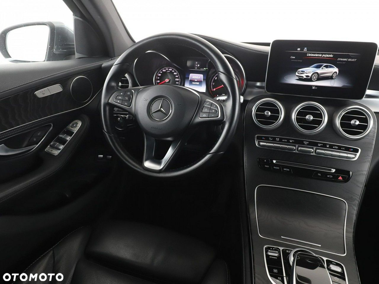 Mercedes-Benz GLC - 16