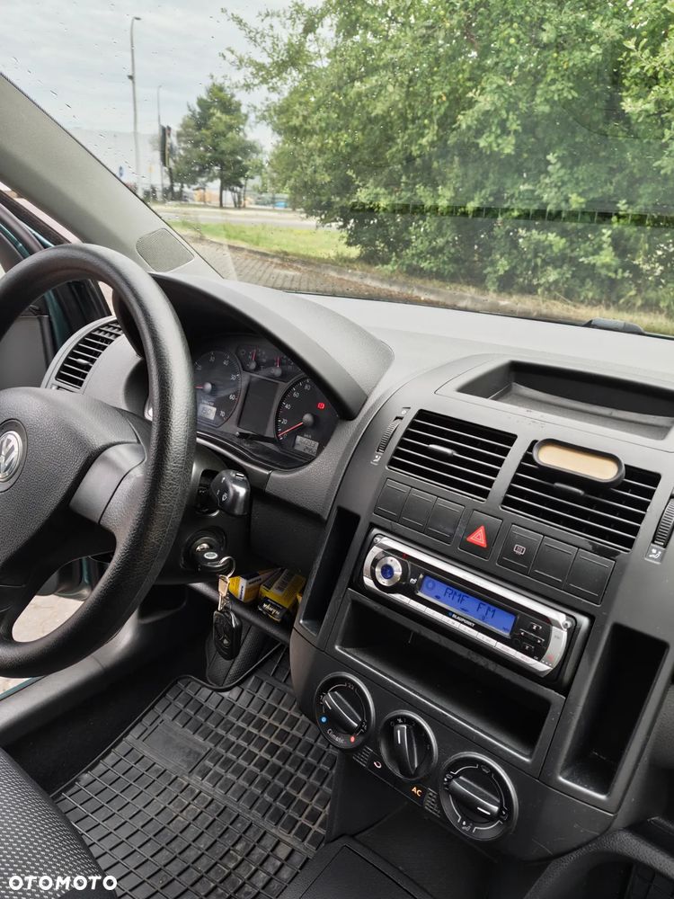 Volkswagen Polo 1.4 16V Q-Line - 5
