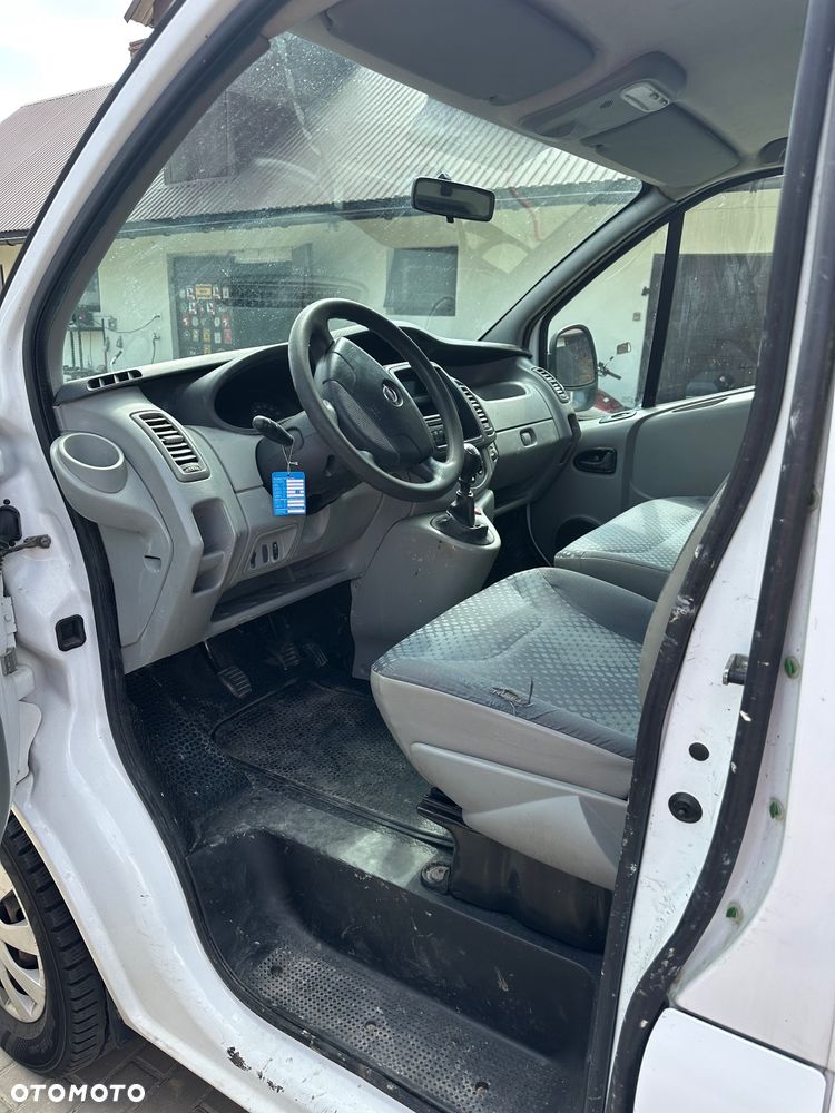 Opel Vivaro - 9