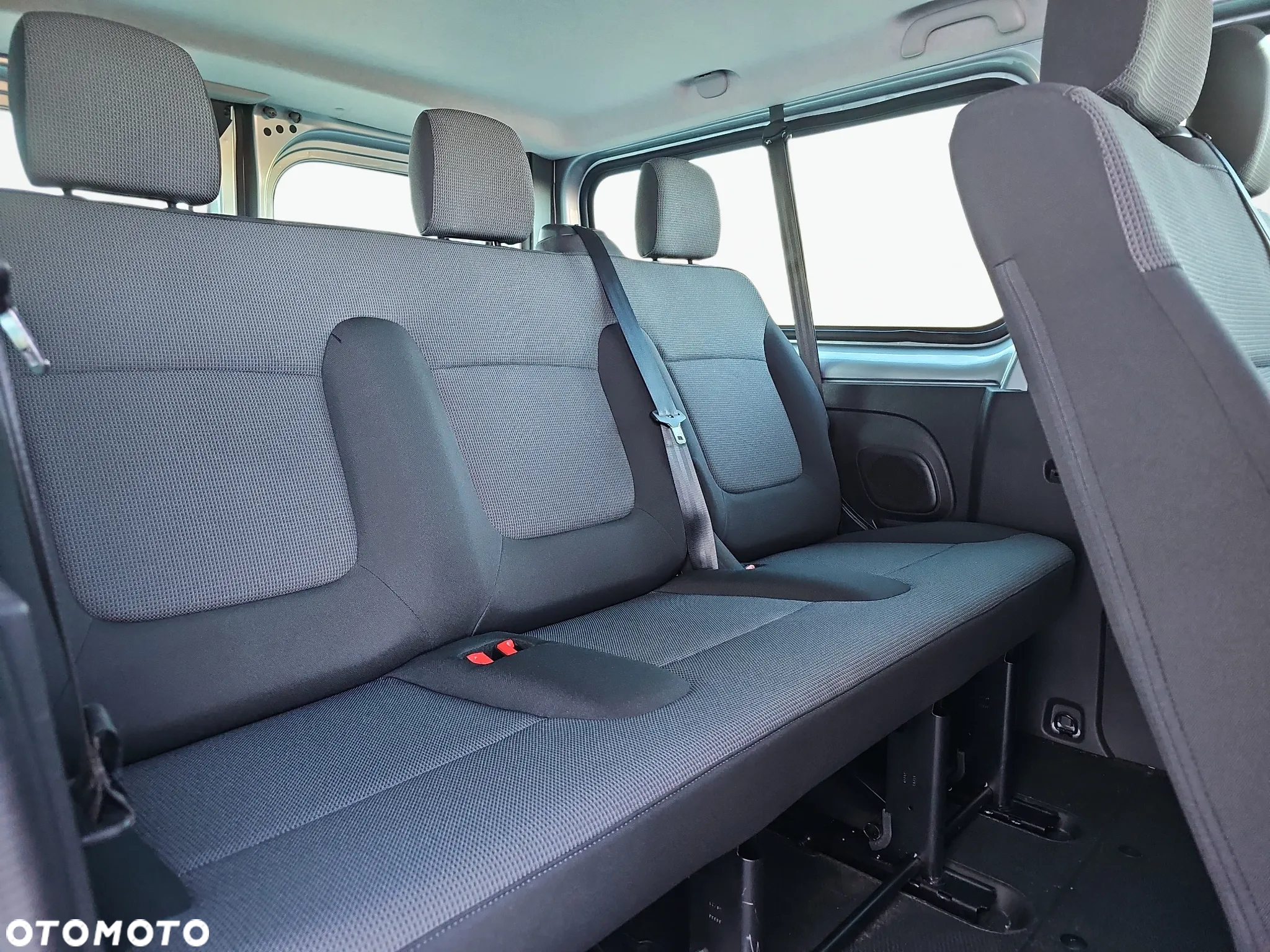 Renault Trafic Kombi 2.0 Blue dCi L2 Equilibre EDC - 22