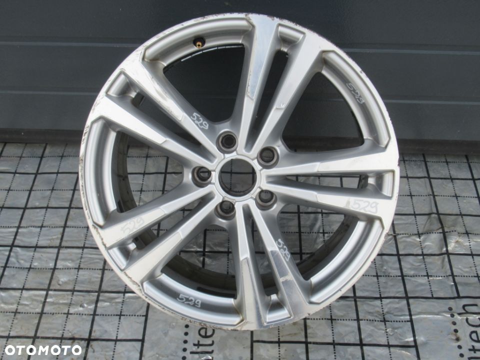 FELGA ALUMINIOWA AUDI A3 7.5Jx18H2 ET51 5x112 8V0601025BL - 1