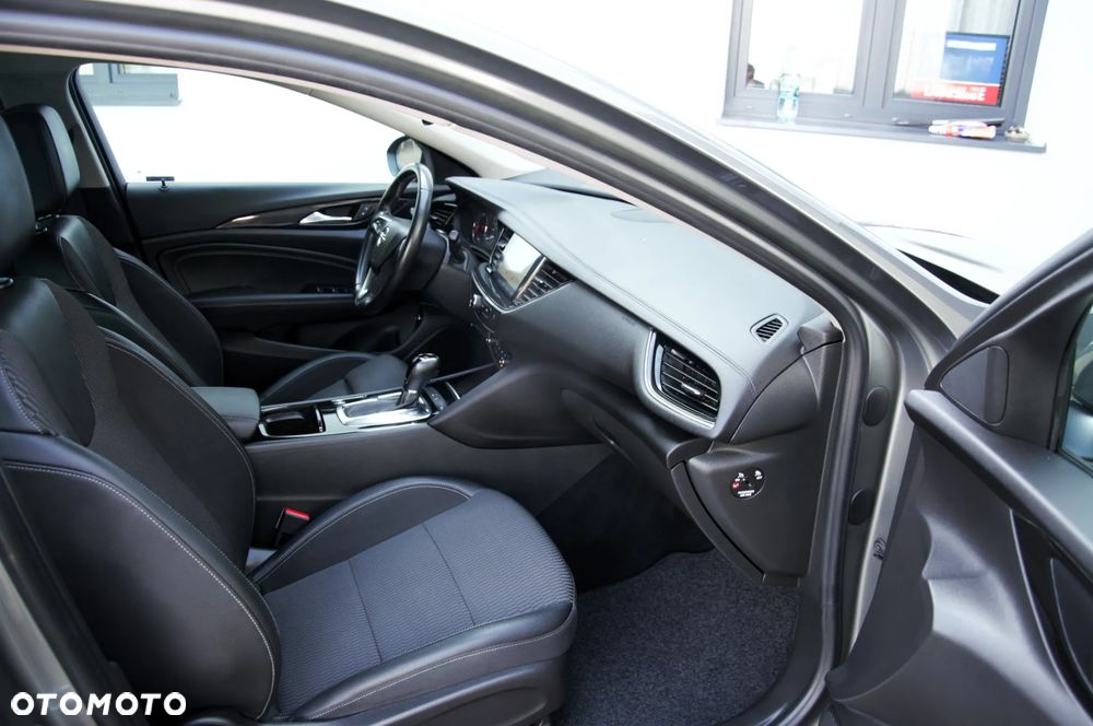 Opel Insignia 1.5 Direct Inj Turbo Exclusive - 26