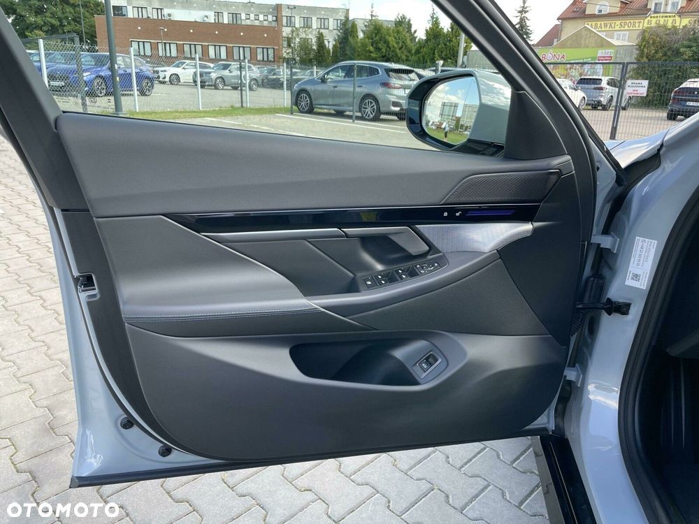 BMW Seria 5 520d xDrive mHEV M Sport - 11