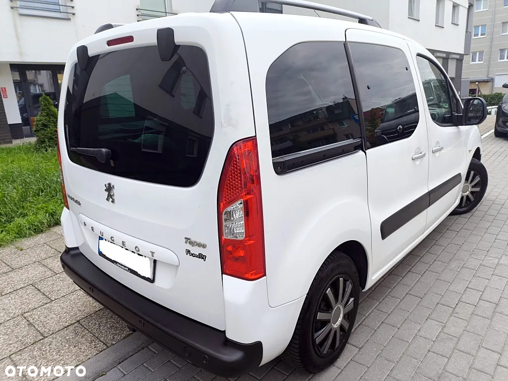 Peugeot Partner Tepee 90 Family - 12