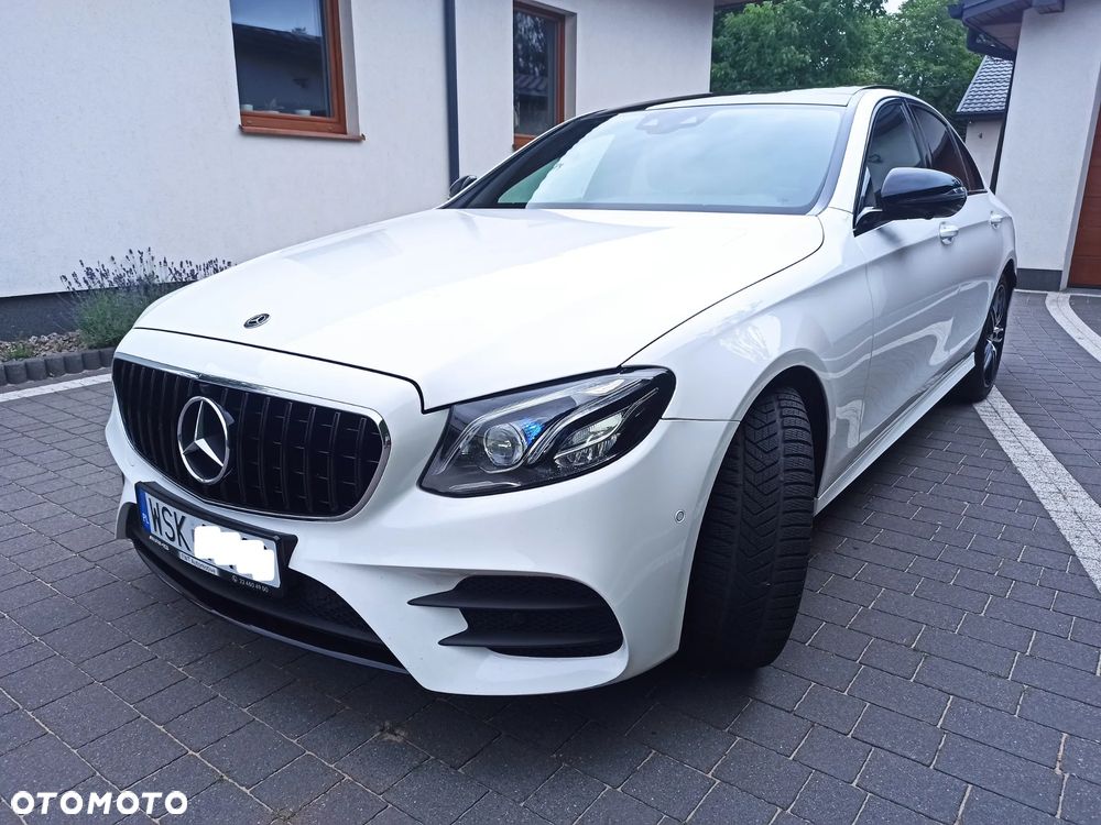 Mercedes-Benz Klasa E 200 4-Matic 9G-TRONIC - 1