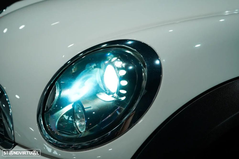 MINI 3 Portas Cooper D - 5