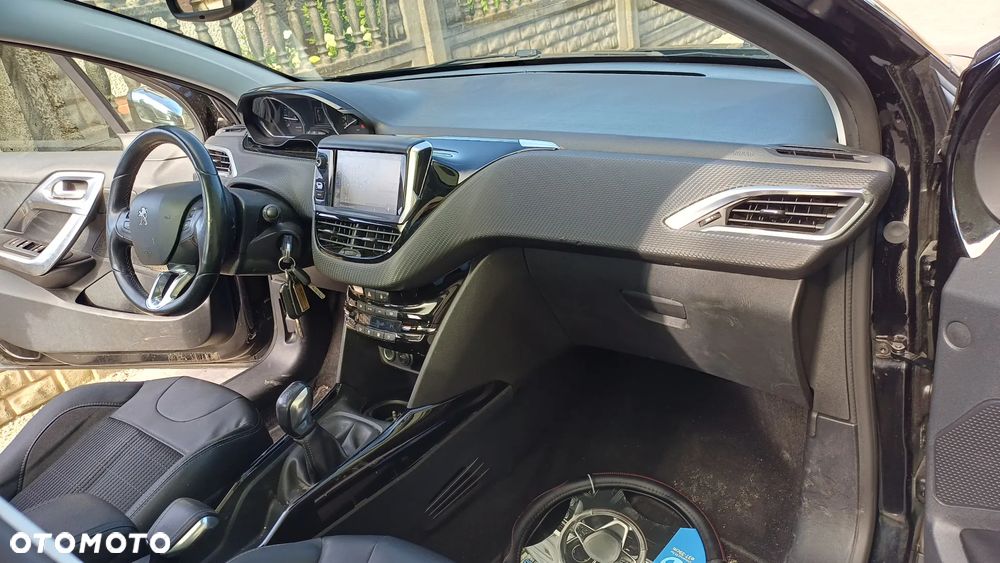 Peugeot 2008 PureTech 110 Stop&Start Allure - 34