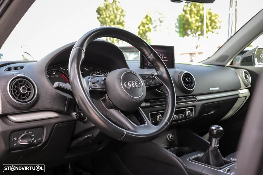 Audi A3 Sportback - 7