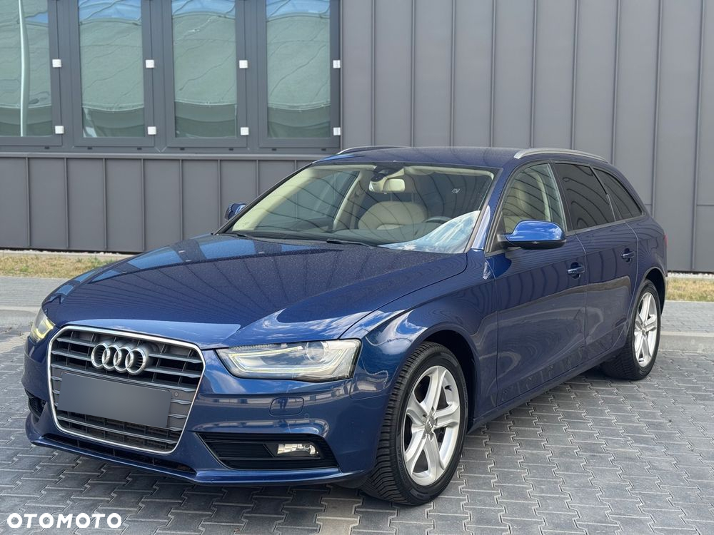 Audi A4 - 4