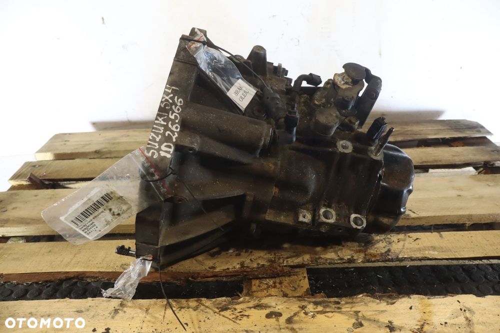 SKRZYNIA BIEGÓW 5 BIEGOWA SUZUKI SX4 I 1.6 - 4