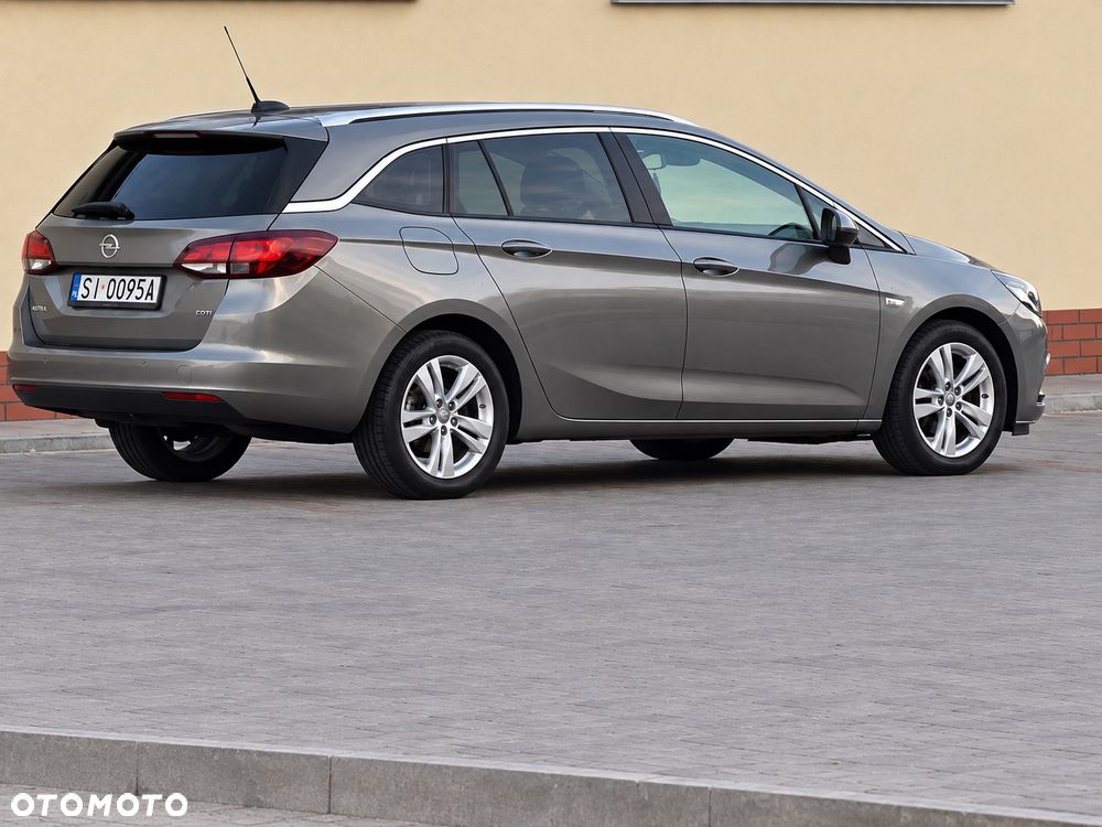 Opel Astra 1.4 T Dynamic - 11