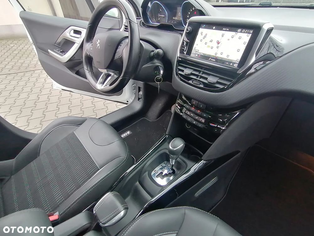 Peugeot 2008 PureTech 110 GPF Stop&Start EAT6 Active - 26