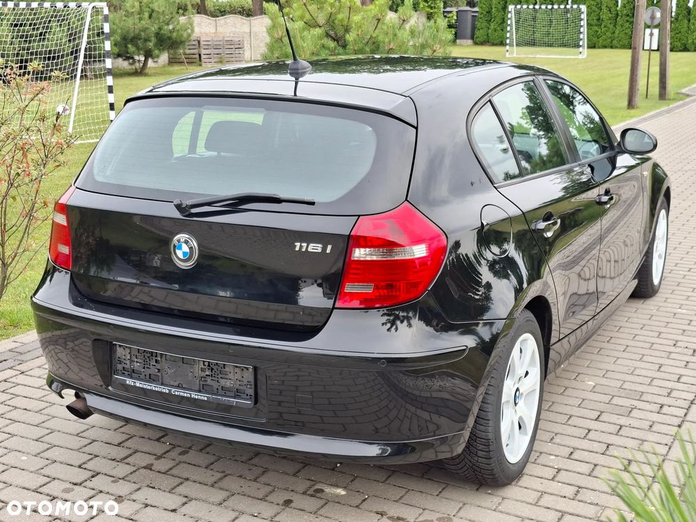 BMW Seria 1 116i - 8
