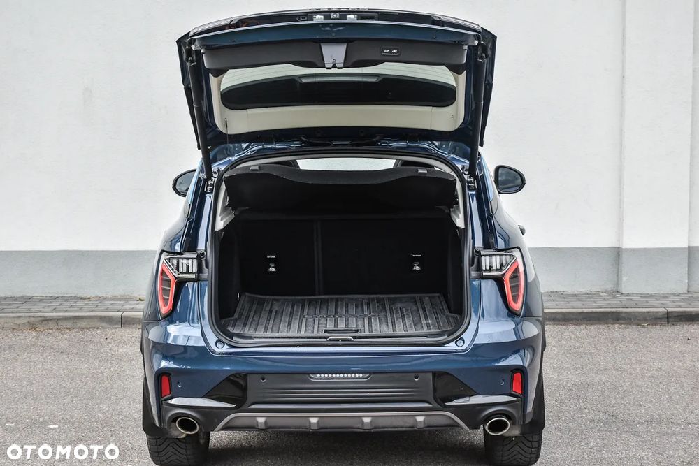 Lynk & Co 01 - 41
