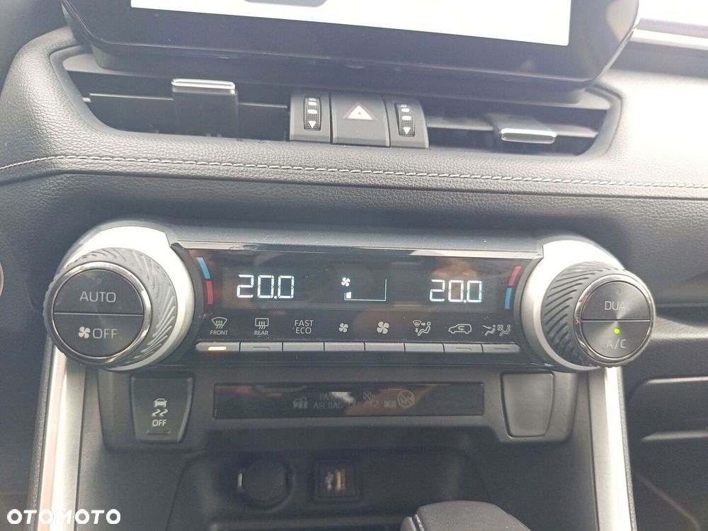 Toyota RAV4 - 32