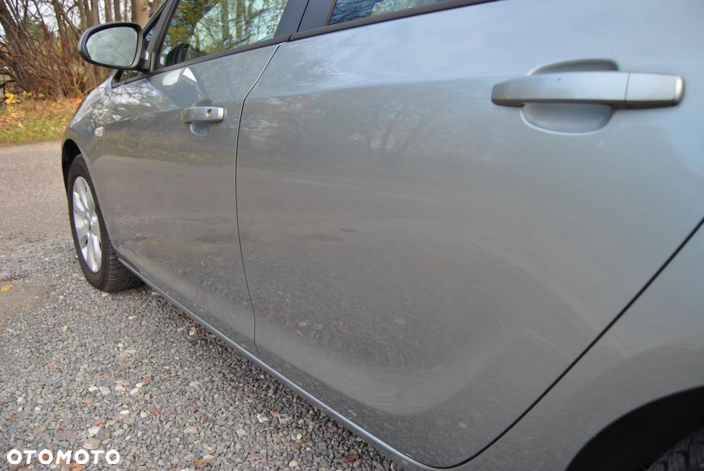 Opel Astra IV 1.4 T Cosmo S&S EU6 - 37