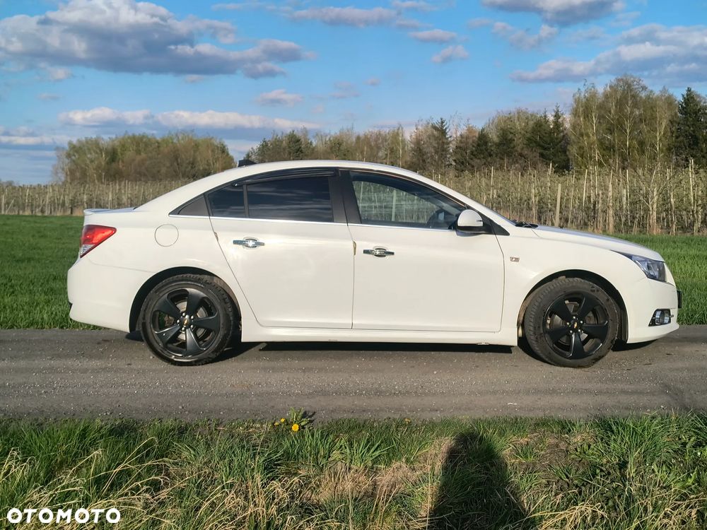 Chevrolet Cruze 1.8 LTZ - 1