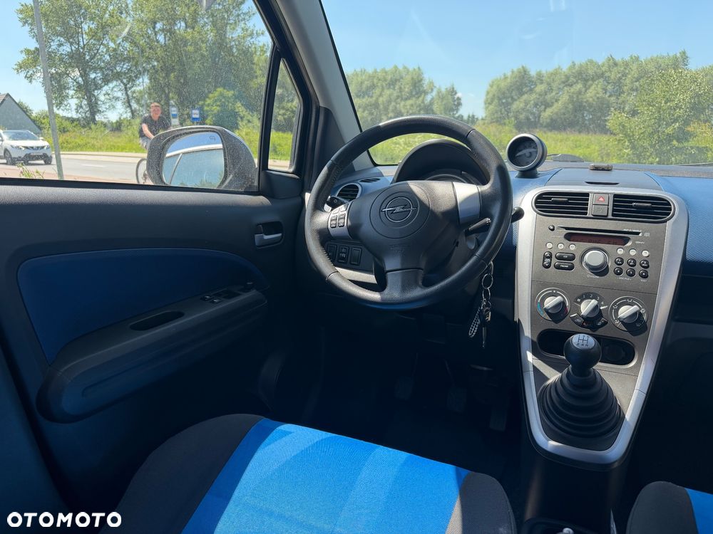 Opel Agila - 23