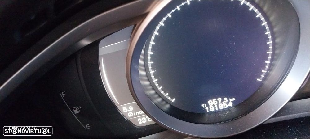 Volvo V40 D2 Inscription - 27