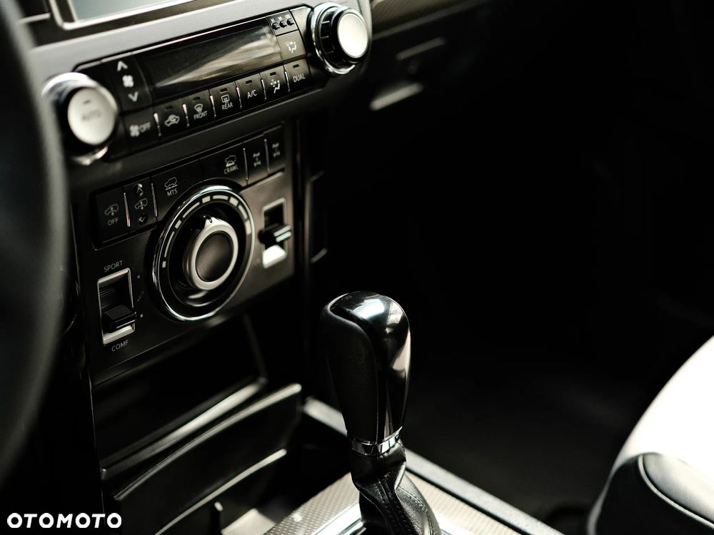 Toyota Land Cruiser LC 3.0 D-4D Premium - 11