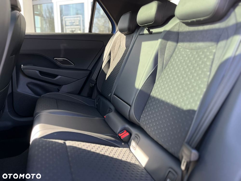 Volkswagen T-Roc 1.5 eTSI OPF DSG R-Line - 19