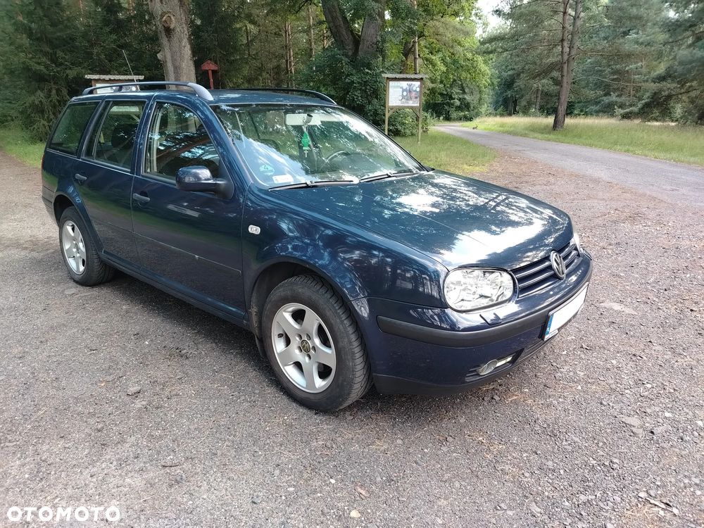 Volkswagen Golf - 5